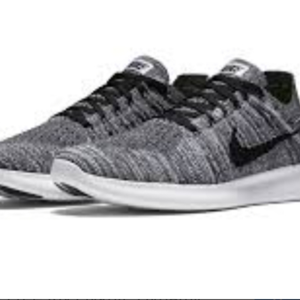 Nike Free RN Flynit  Running Shoes In Black/White Oreo